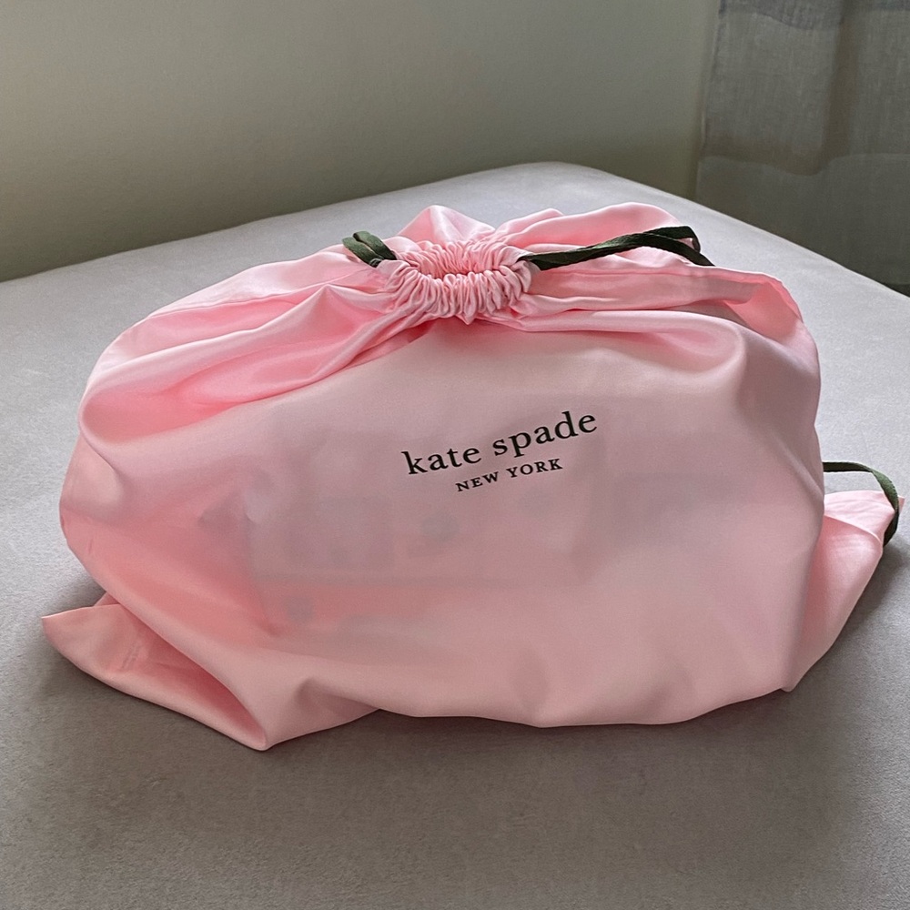 Kate Spade Day Tripper Camper Van Crossbody & Dust Bag Retail $449 - Picture 7 of 10